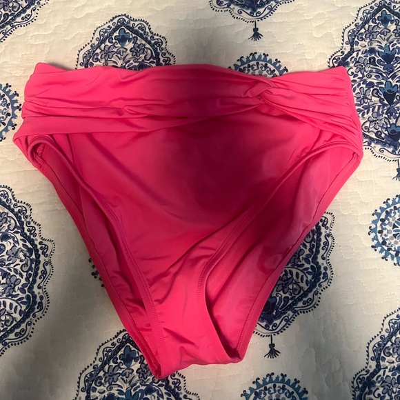 Pink Ruffled Bikini Set - Picture 4 of 4